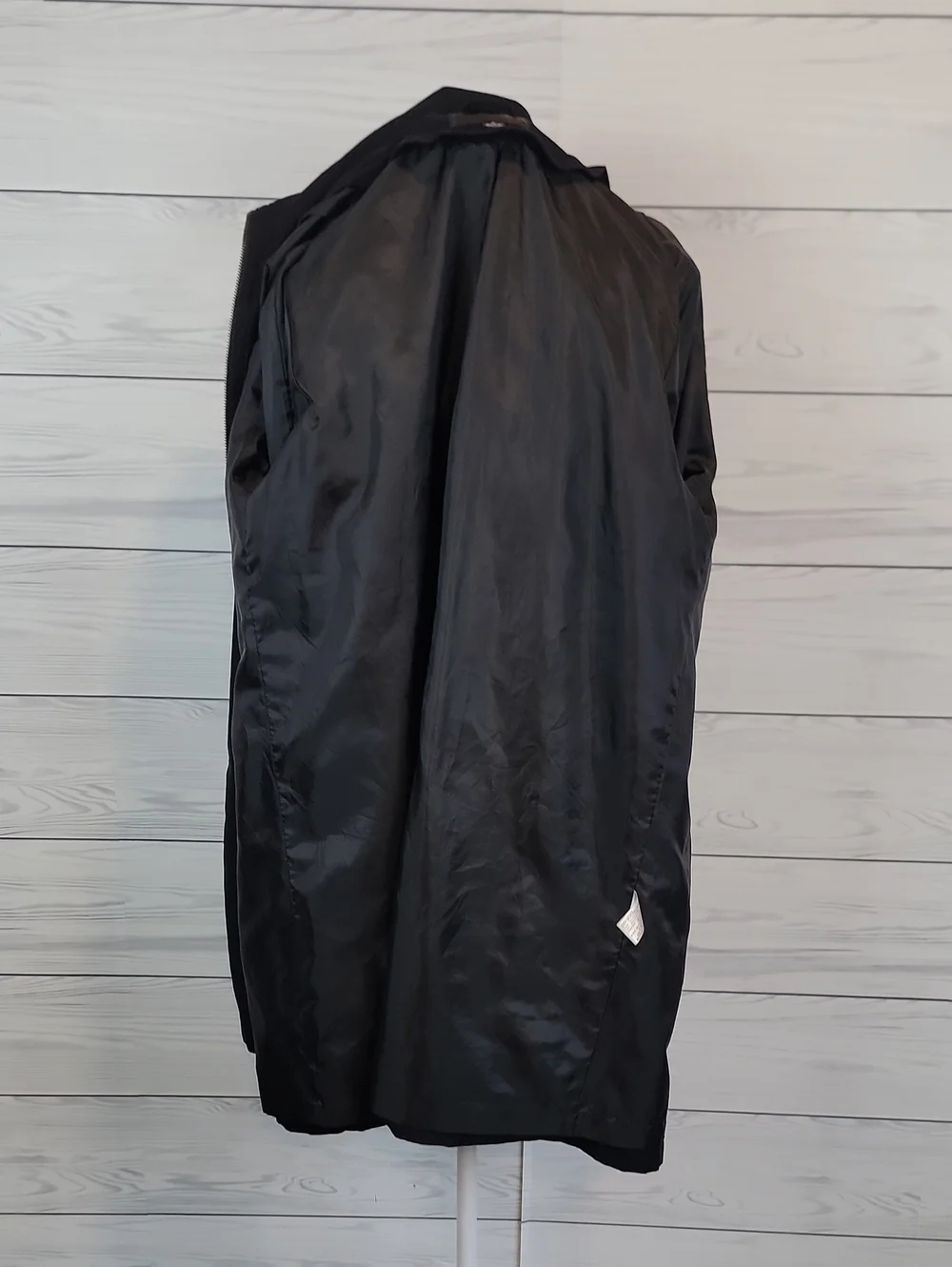 Gallery classic black